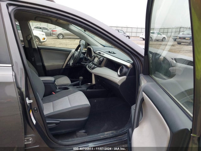 Toyota RAV4 LE 2015 JTMZFREVXFJ048980 Image 5