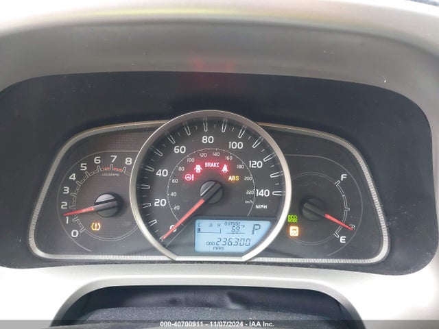 Toyota RAV4 LE 2015 JTMZFREVXFJ048980 Image 7
