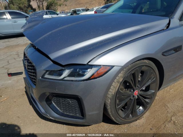 2022 JAGUAR XF SAJBG4FX4NCY91191 Photo 5