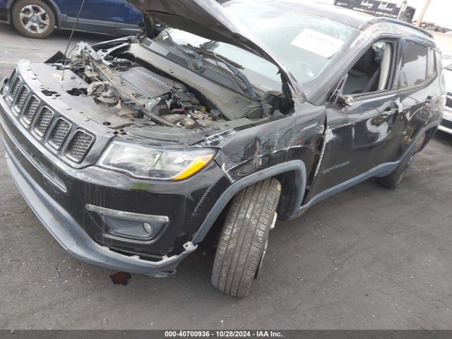 3C4NJCBB9JT502027 Jeep Compass Altitude Fwd