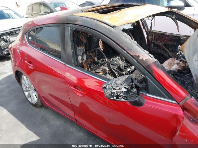 Mazda Mazda3 S Touring 2016 JM1BM1M37G1331279 Image 14