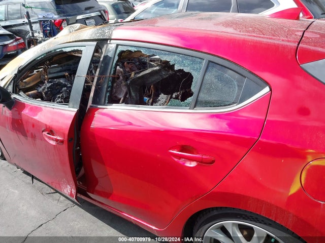 Mazda Mazda3 S Touring 2016 JM1BM1M37G1331279 Image 15