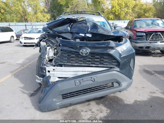 Toyota RAV4 LE 2020 2T3F1RFV3LC096318 Image 13