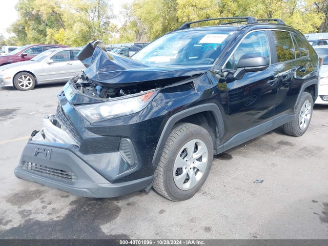 Toyota RAV4 LE 2020 2T3F1RFV3LC096318 Image 2