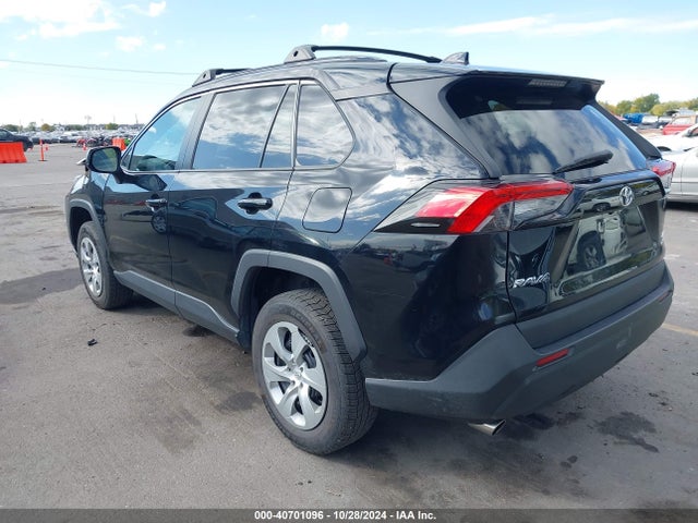 Toyota RAV4 LE 2020 2T3F1RFV3LC096318 Image 3
