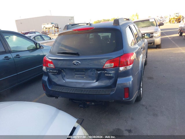 Subaru Outback 2.5i Limited 2014 4S4BRBLC5E3296411 Image 16