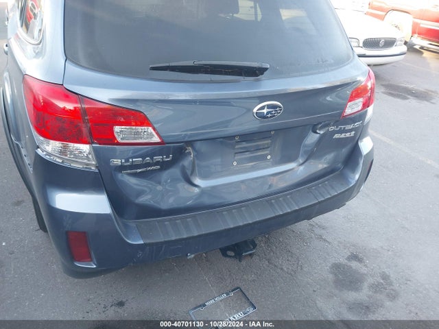 Subaru Outback 2.5i Limited 2014 4S4BRBLC5E3296411 Image 6