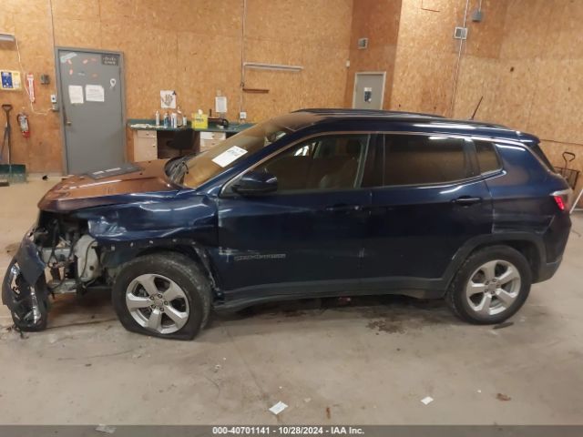 3C4NJDBBXJT331388 Jeep Compass Latitude 4x4