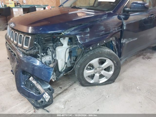 3C4NJDBBXJT331388 Jeep Compass Latitude 4x4