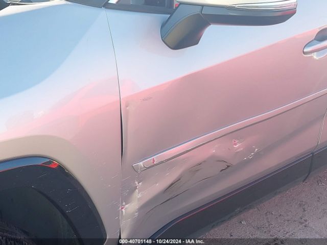 JTM16RFV4PD085213 Toyota Rav4 Hybrid Se