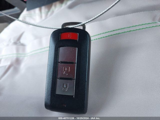 JA4AD3A36KZ025254 Mitsubishi Outlander Le