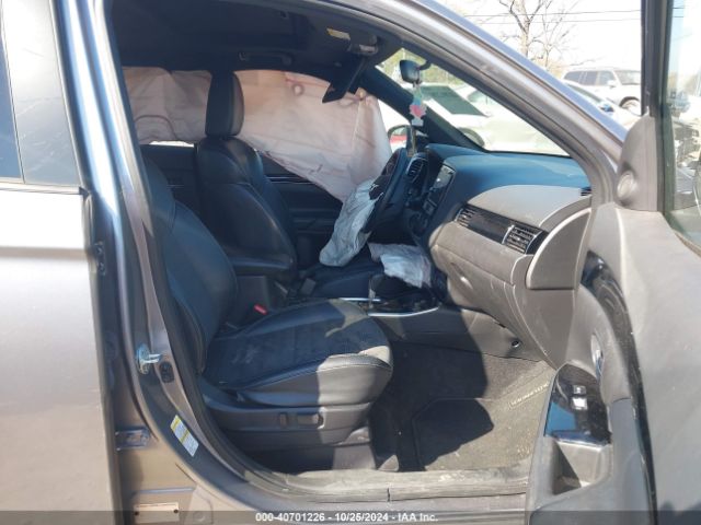 JA4AD3A36KZ025254 Mitsubishi Outlander Le