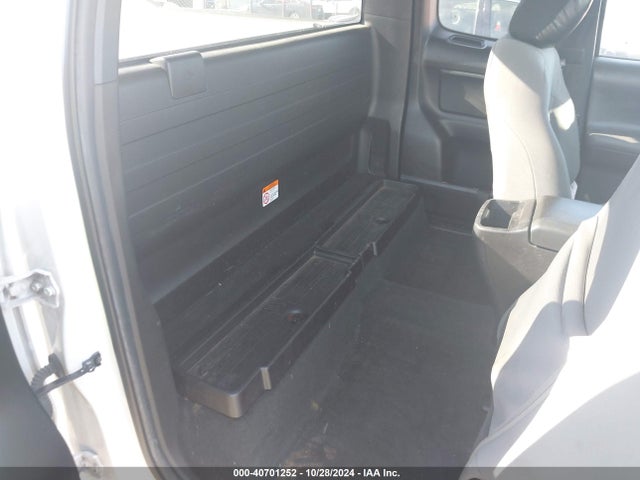 Toyota Tacoma Sr 2022 3TYRX5GN1NT062310 Image 8