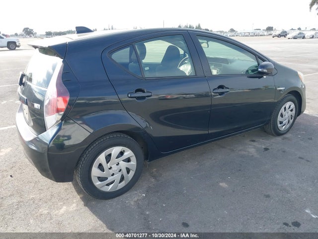 JTDKDTB30G1120715 Toyota Prius C Two