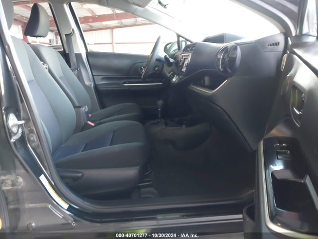 JTDKDTB30G1120715 Toyota Prius C Two
