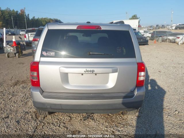 1C4NJPBB0GD562672 Jeep Patriot Sport