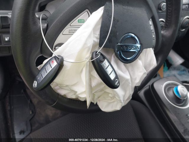 1N4AZ0CP9FC309496 Nissan LEAF S