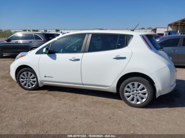1N4AZ0CP9FC309496 Nissan LEAF S