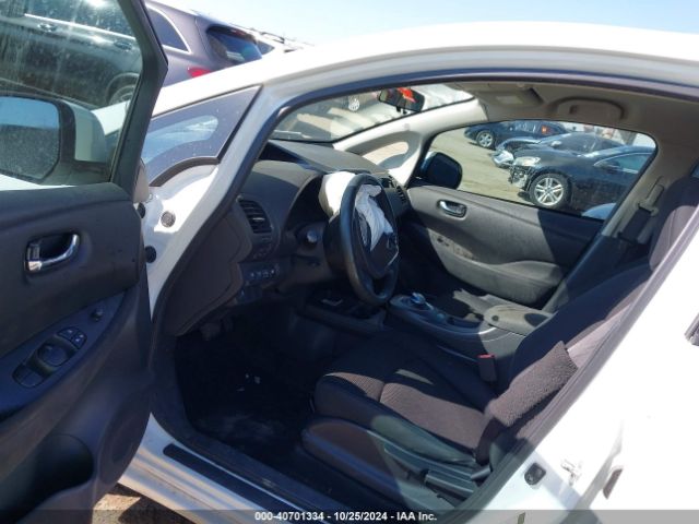 1N4AZ0CP9FC309496 Nissan LEAF S