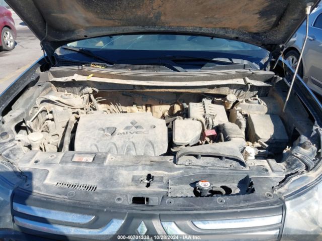 JA4AD3A35EZ017232 Mitsubishi Outlander Se
