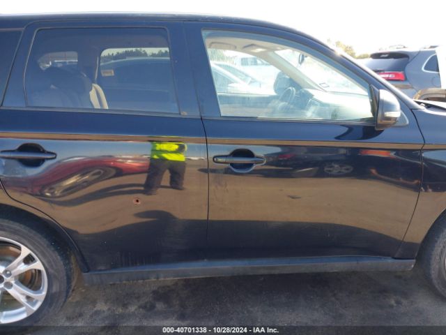 JA4AD3A35EZ017232 Mitsubishi Outlander Se