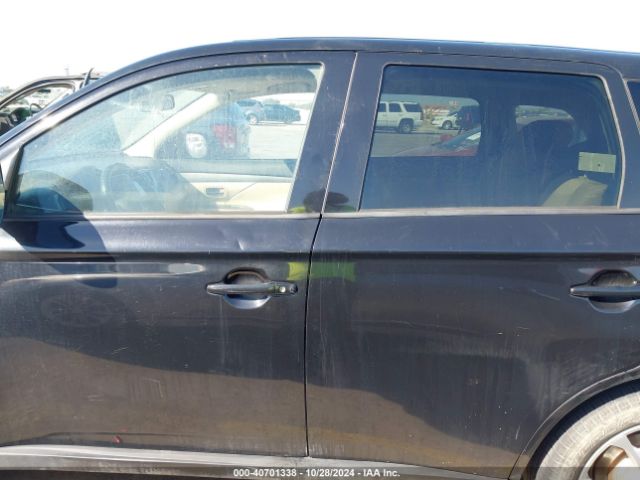 JA4AD3A35EZ017232 Mitsubishi Outlander Se
