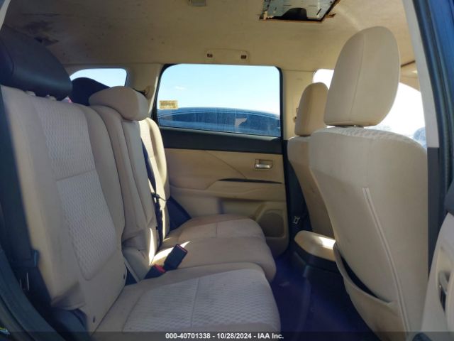 JA4AD3A35EZ017232 Mitsubishi Outlander Se