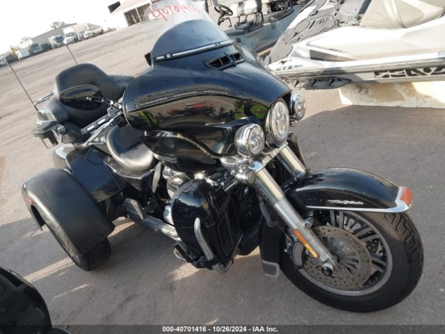 2018 HARLEY-DAVIDSON FLHTCUTG 1HD1MAD13JB852008