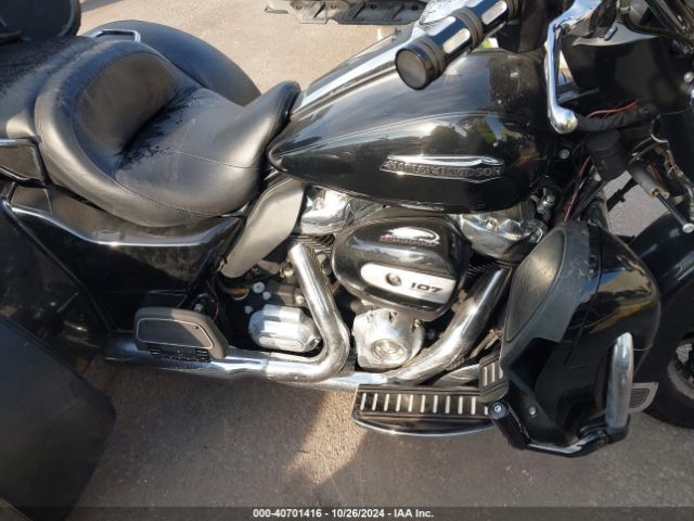 2018 HARLEY-DAVIDSON FLHTCUTG 1HD1MAD13JB852008 Photo 7