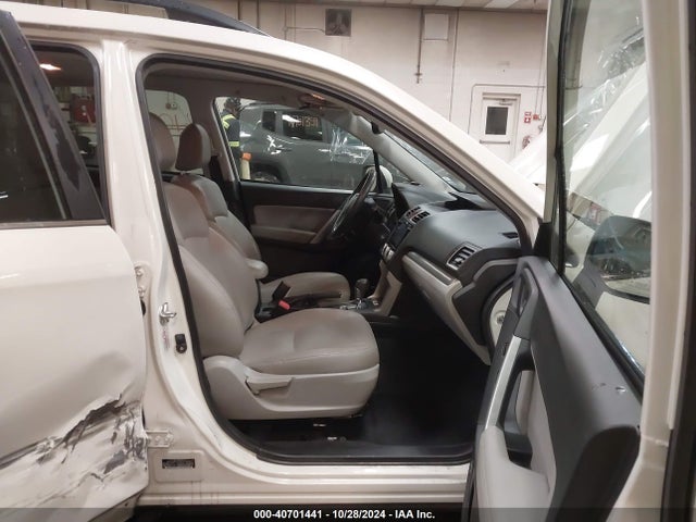 Subaru Forester 2.5i Limited 2016 JF2SJARC6GH500850 Image 5