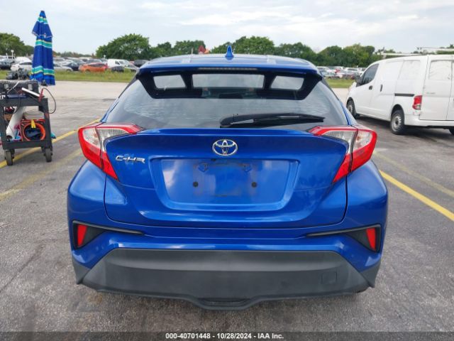 Toyota C-HR XLE 2019 NMTKHMBX6KR091129 Image 17