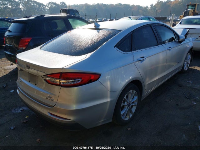 Ford Fusion Hybrid Se 2019 3FA6P0LU5KR263145 Image 4