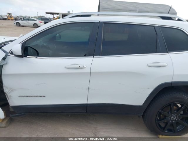 1C4PJLLB9JD538071 Jeep Cherokee Latitude Plus Fwd