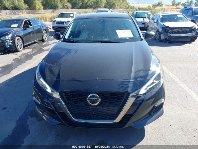 1N4BL4CVXMN413072 Nissan Altima Sr Fwd