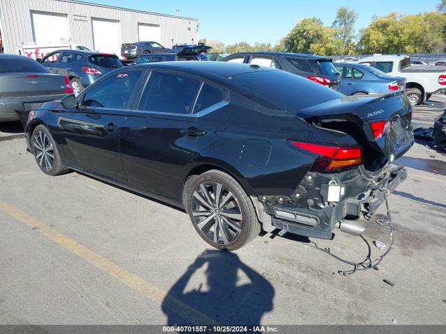 1N4BL4CVXMN413072 Nissan Altima Sr Fwd
