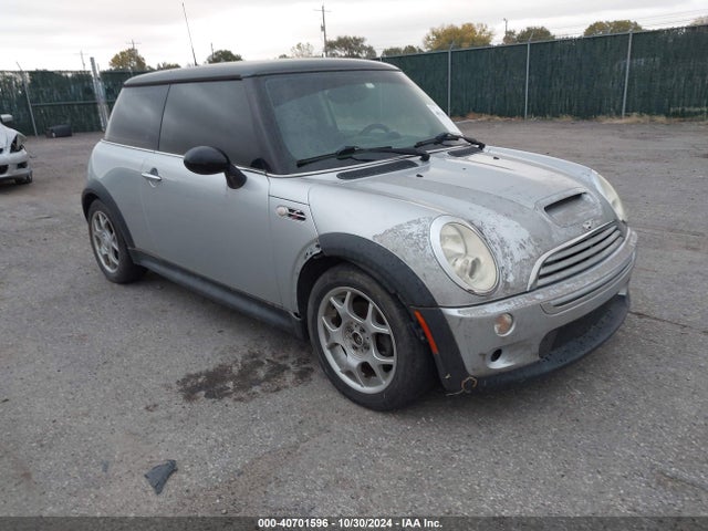 2005 MINI COOPER S WMWRE33465TD90505 Photo 0