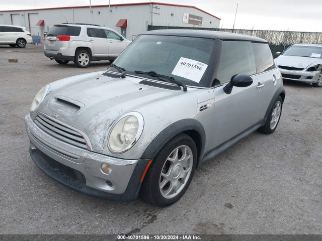2005 MINI COOPER S WMWRE33465TD90505 Photo 1