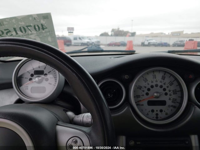 2005 MINI COOPER S WMWRE33465TD90505 Photo 6