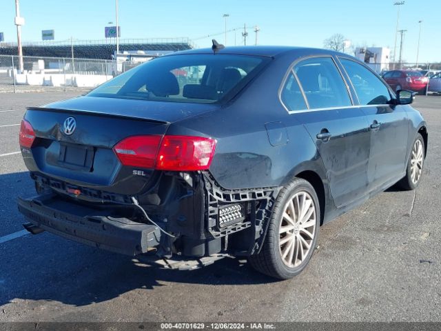 3VWL17AJXEM439329 Volkswagen Jetta 1.8t Sel
