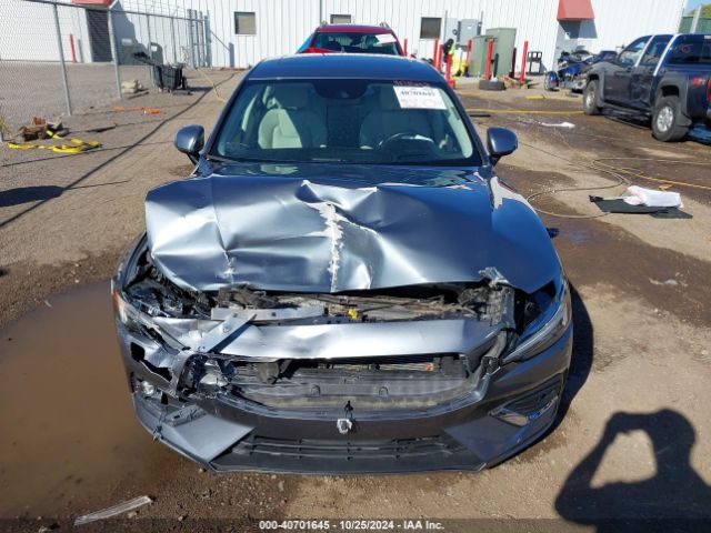 7JRA22TL3KG007195 Volvo S60 T6 Inscription