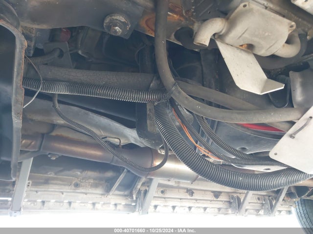 Mercedes-Benz Sprinter 2500 Normal Roof 2015 WD3PE7CC0F5975828 Image 17
