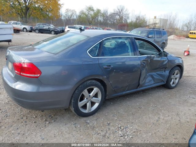 1VWAT7A35FC088139 Volkswagen Passat 1.8t Limited Edition