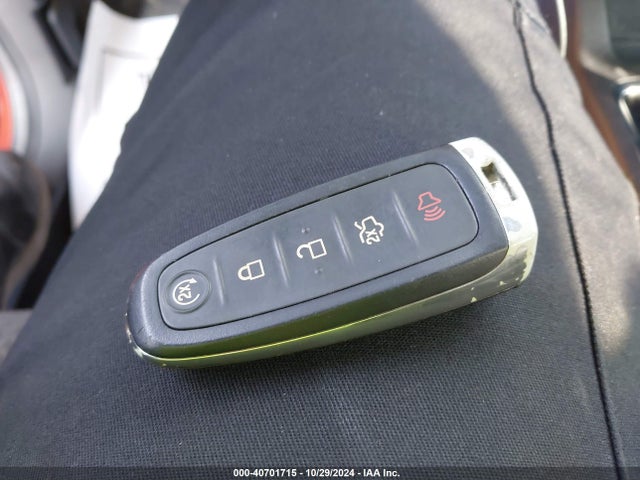 Ford ESCAPE SE 2019 1FMCU0GD3KUC51872 Image 11
