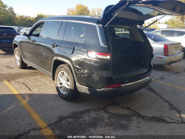 1C4RJKAG0P8894752 Jeep Grand Cherokee L Laredo 4x4