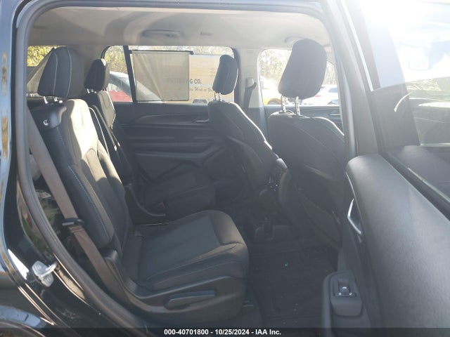 1C4RJKAG0P8894752 Jeep Grand Cherokee L Laredo 4x4