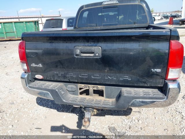 5TFCZ5AN2JX123785 Toyota Tacoma Sr5 V6