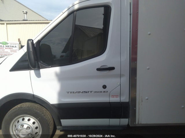 Продаж на аукціоні авто 2022 Ford Transit-350 Cutaway, vin: 1FDBF6P84NKA75894, номер лоту: 40701830