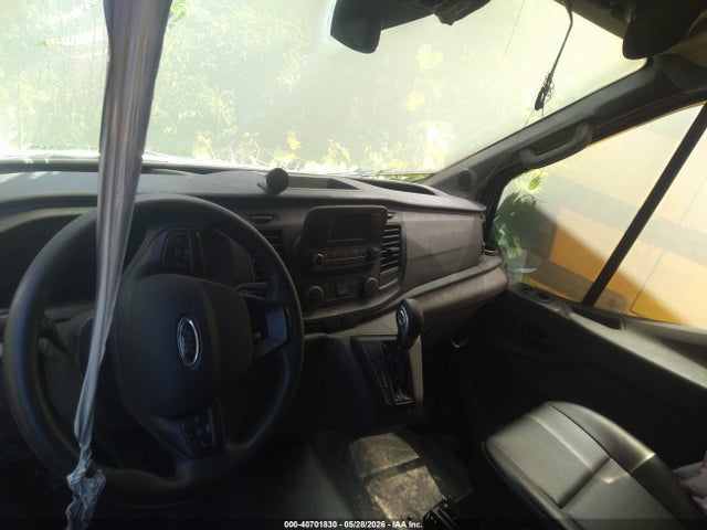 Продаж на аукціоні авто 2022 Ford Transit-350 Cutaway, vin: 1FDBF6P84NKA75894, номер лоту: 40701830