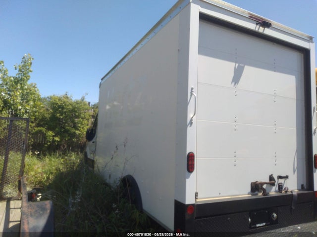 Продаж на аукціоні авто 2022 Ford Transit-350 Cutaway, vin: 1FDBF6P84NKA75894, номер лоту: 40701830