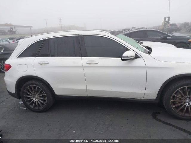 Mercedes-Benz GLC 300 2016 WDC0G4JB6GF009533 Image 13